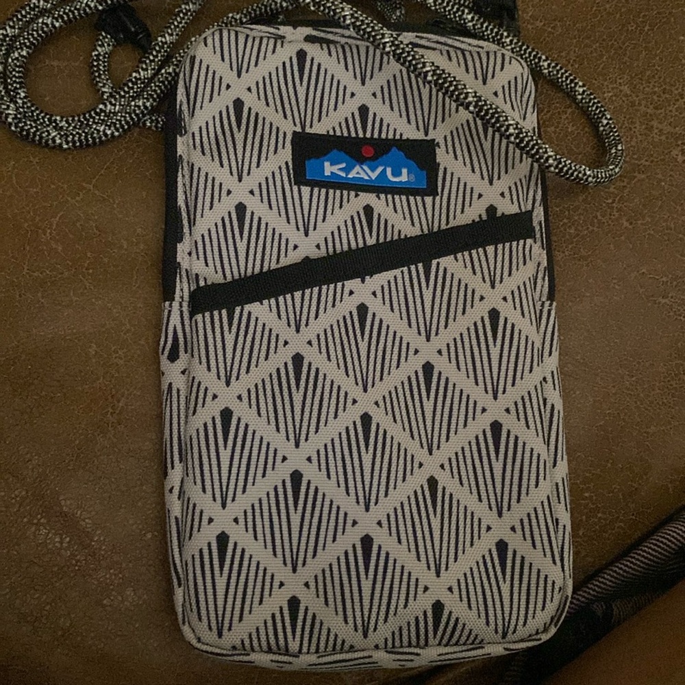 KAVU Essentials Zip-top Bag with Rope Strap